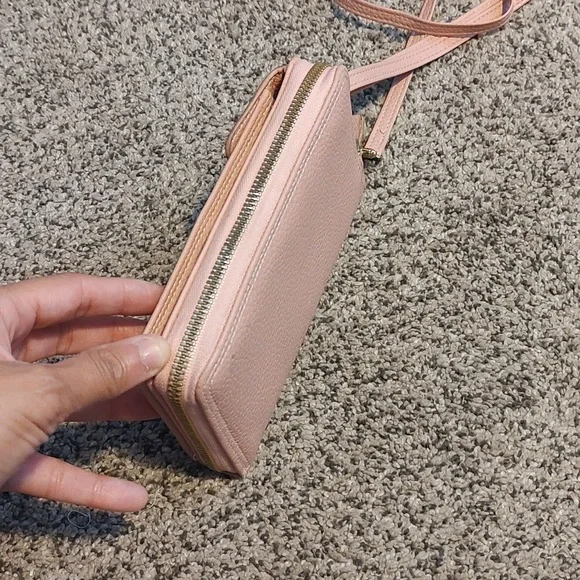 Valentoria Women's Crossbody Purse - Picture 3 of 6